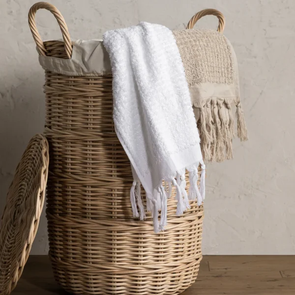 Rattan Lidded Laundry Bin